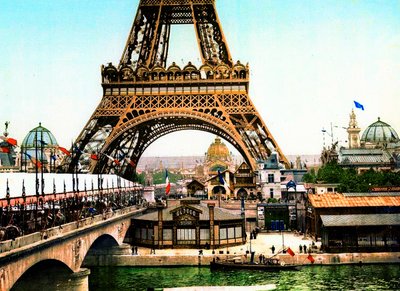 Vista della Torre Eiffel durante l